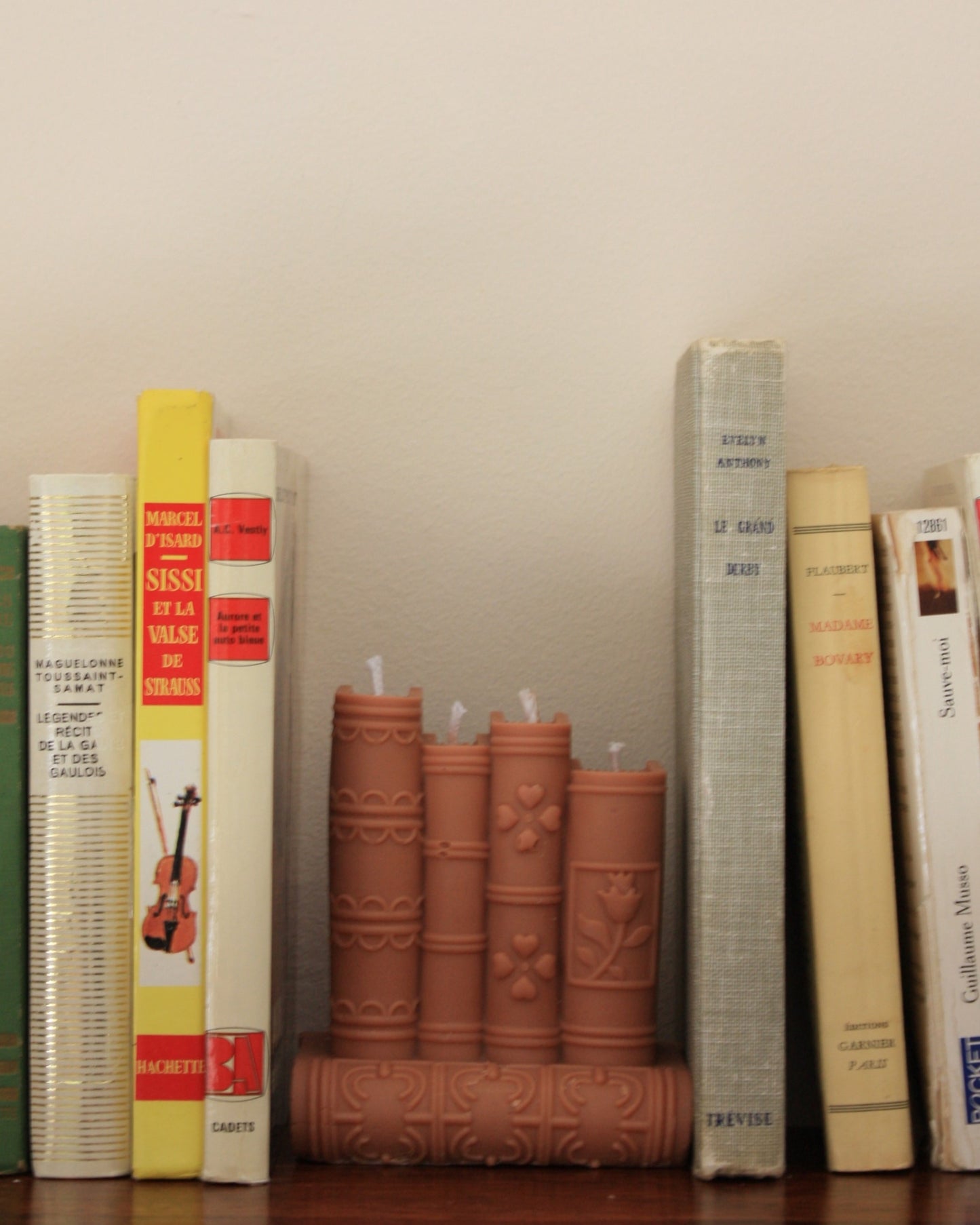 Vela Libros de Naranja y Canela