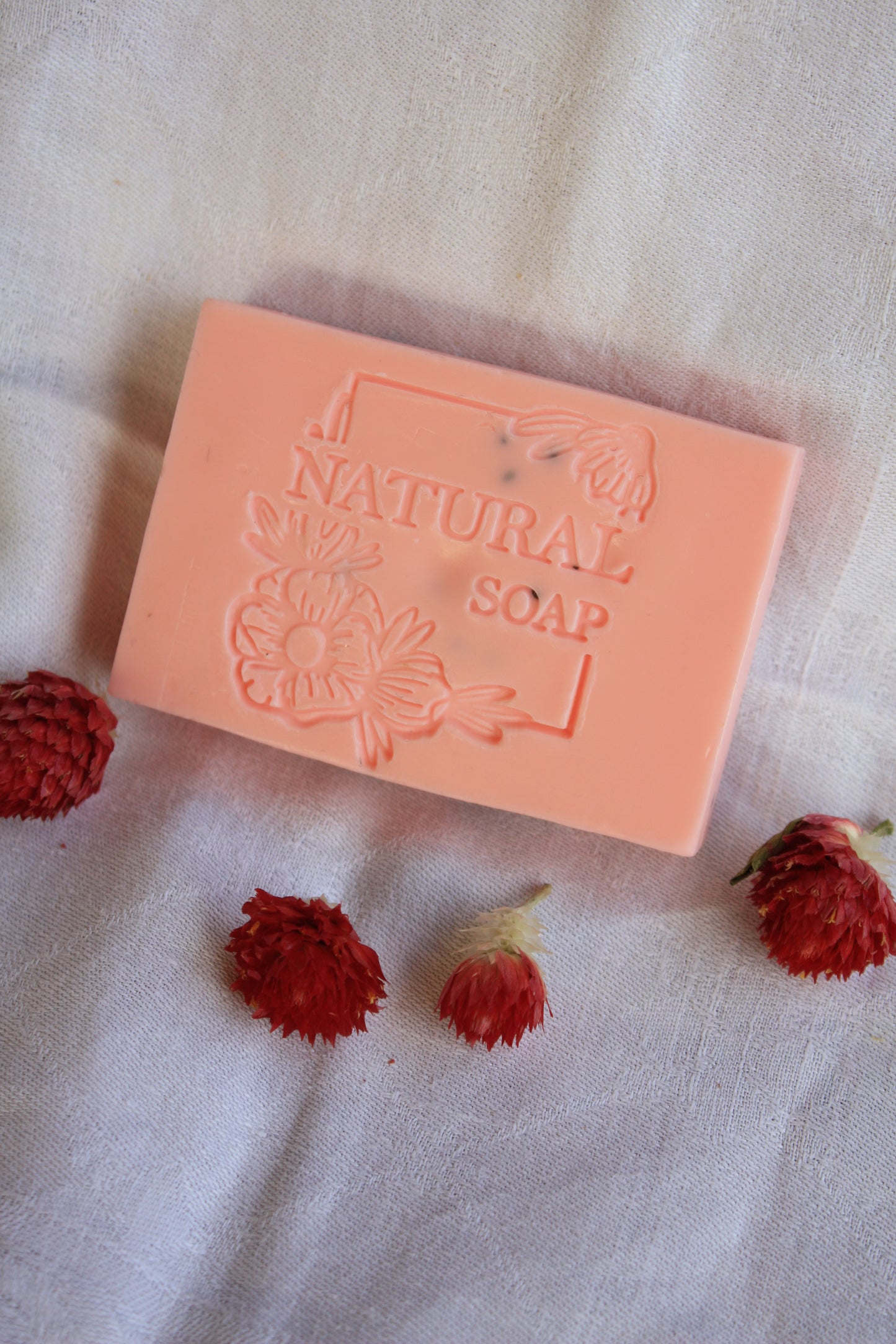 Pack Rosas: vela + jabón sólido